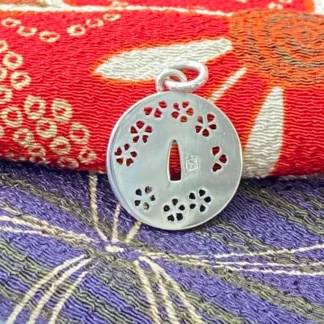 Pendentif Tsuba "sakura"