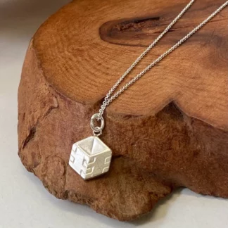 Pendentif boite à mesure Fukumasu 