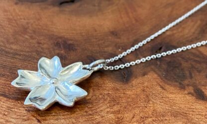 Pendentif fleur de cerisier – Image 3