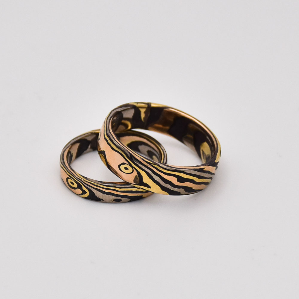 Artisan bijoutier joaillier lyon antoine puygrenier alliances bague or jaune gris rose argent mokume gane mokoumé gané bague japonaise japon gravure unique sur-mesure nature branche bois