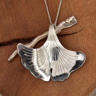 Pendentif branche de Ginkgo
