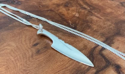 Pendentif couteau santoku