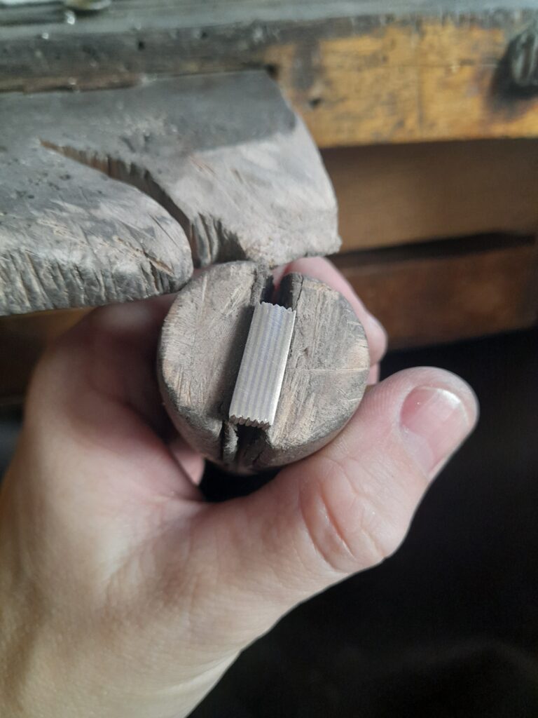 Antoine Puygrenier Artisan Bijoutier Joaillier Fabrication d'un bloque de mokume-gane Lyon Bijou japonais personnalisé