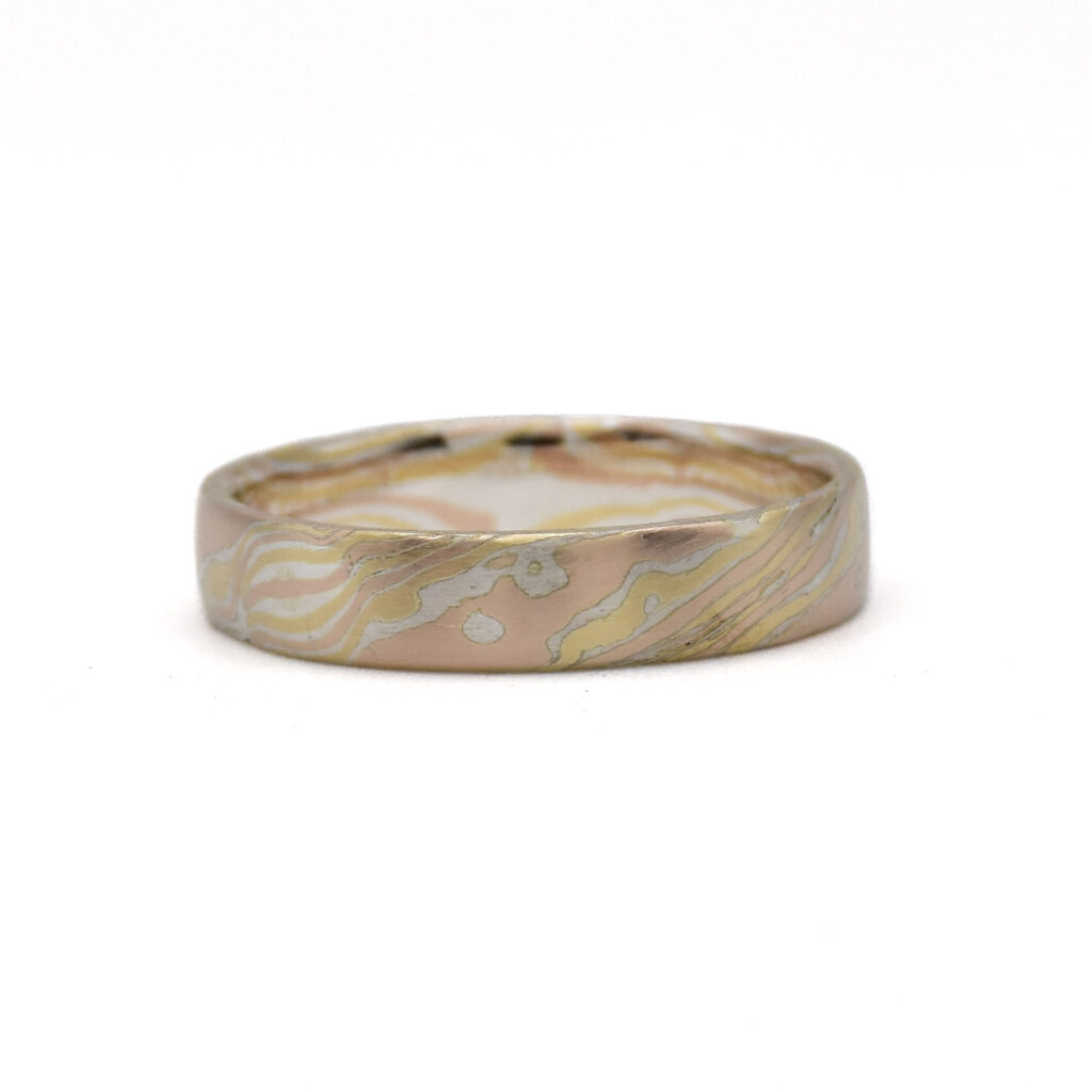 Antoine Puygrenier Artisan Bijoutier Joaillier fabrication sur-mesure de bijoux japonais unique en mokoumé gané mokume gane japon effet bois  or rose rouge jaune
