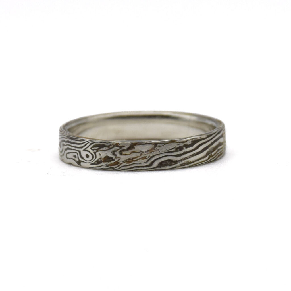Antoine Puygrenier Artisan bijoutier Lyon bague alliance japon mokume-gane argent shibuichi unique sur-mesure personnalisée japonaise bijoux